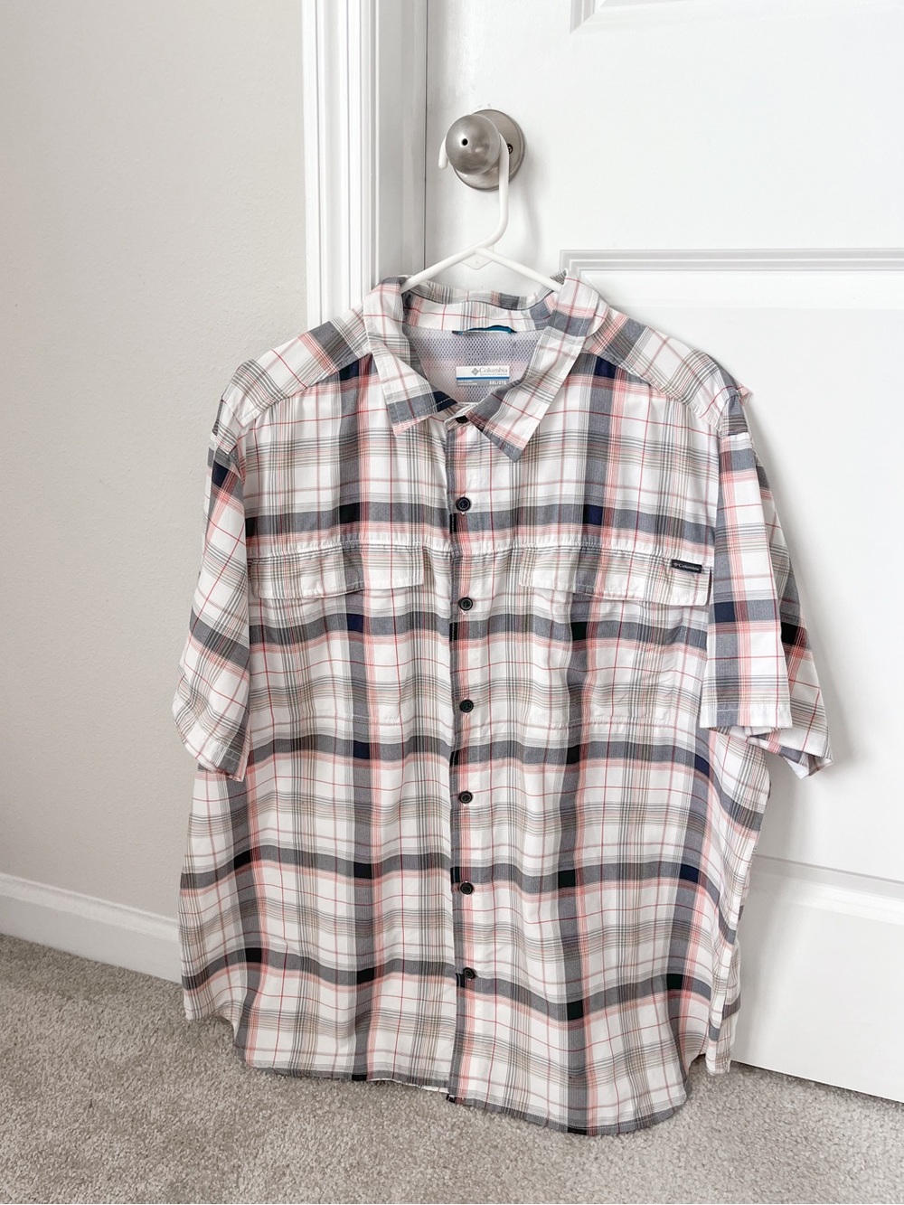 Columbia Sportswear | Button Down | Short Sleeve | Utility | Hiking Men’s Shirt